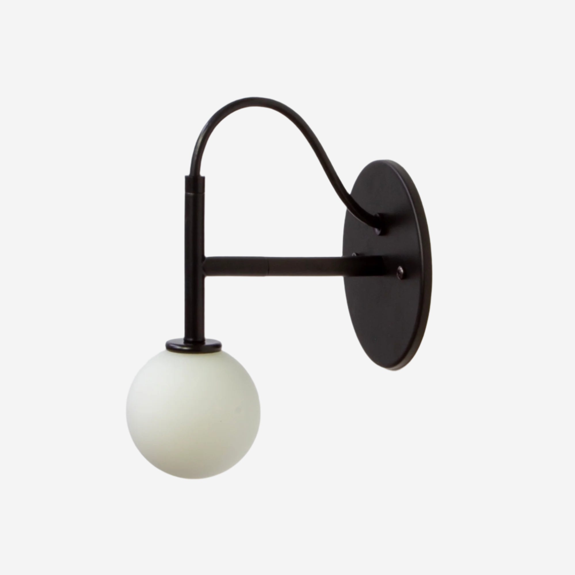 black wall sconce from Muuto Alternatives 