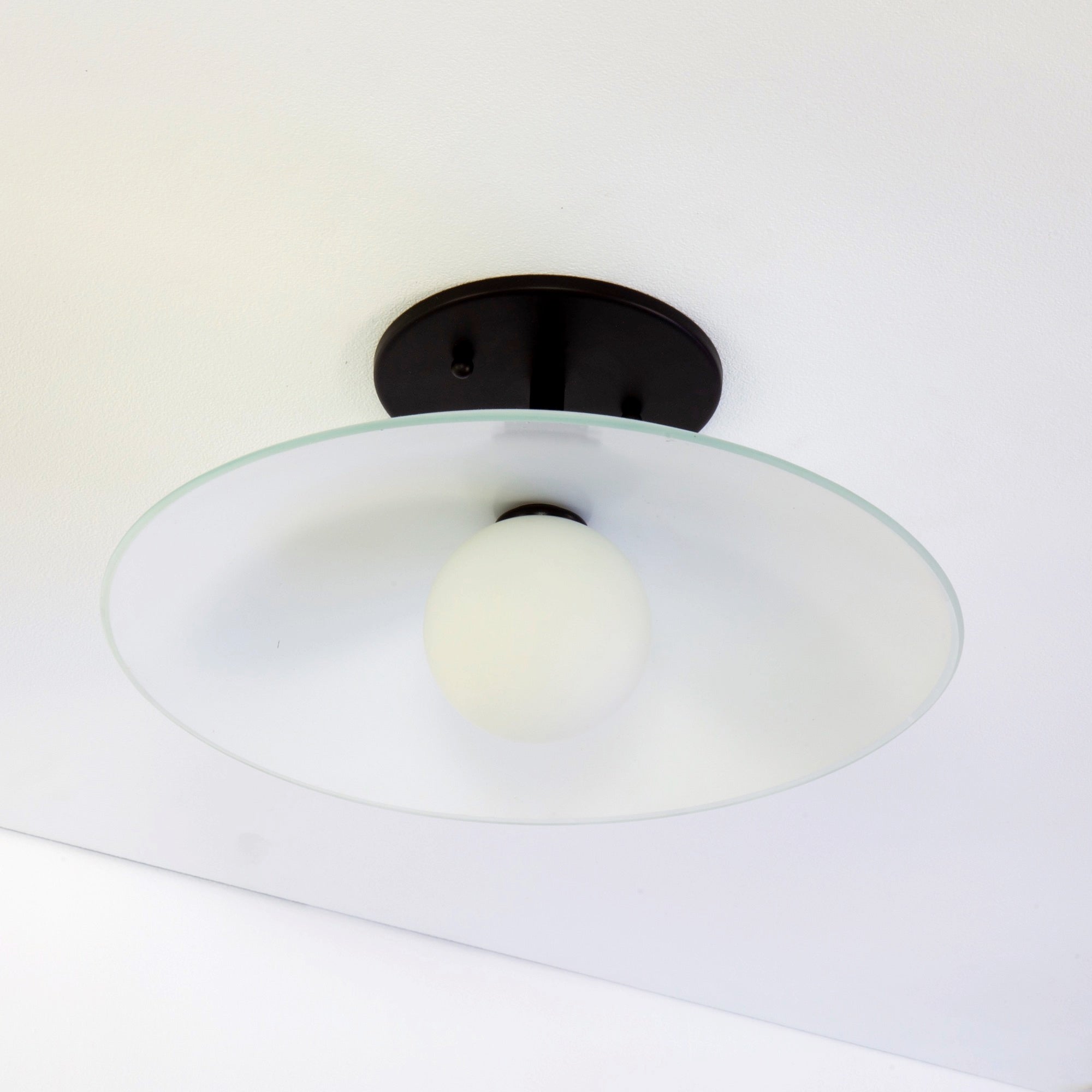 Dish Flush Mount