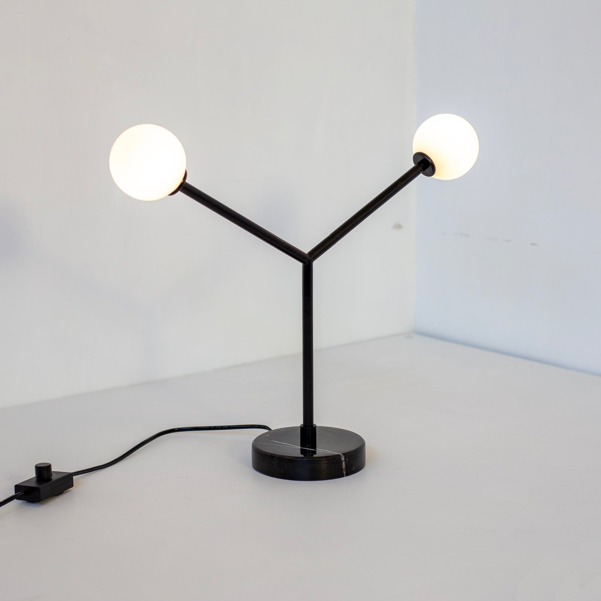 Y Table Lamp - Large, Black