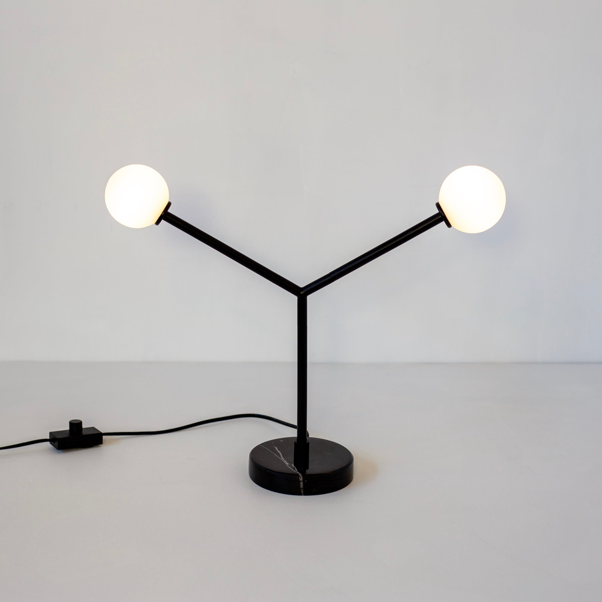 Y Table Lamp - Large, Black