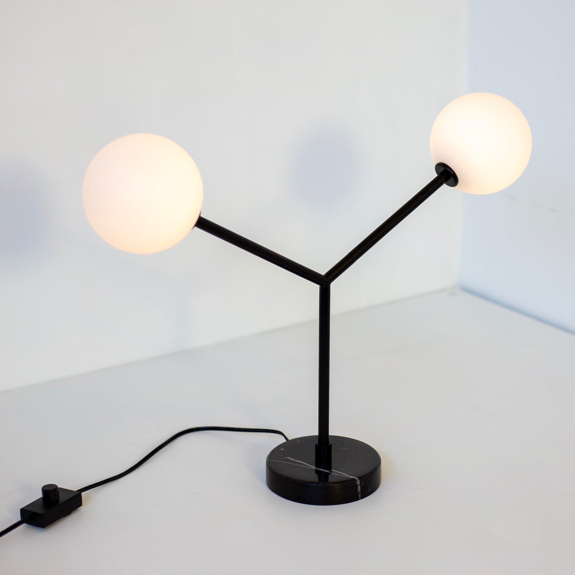 Y Table Lamp - Large, Black