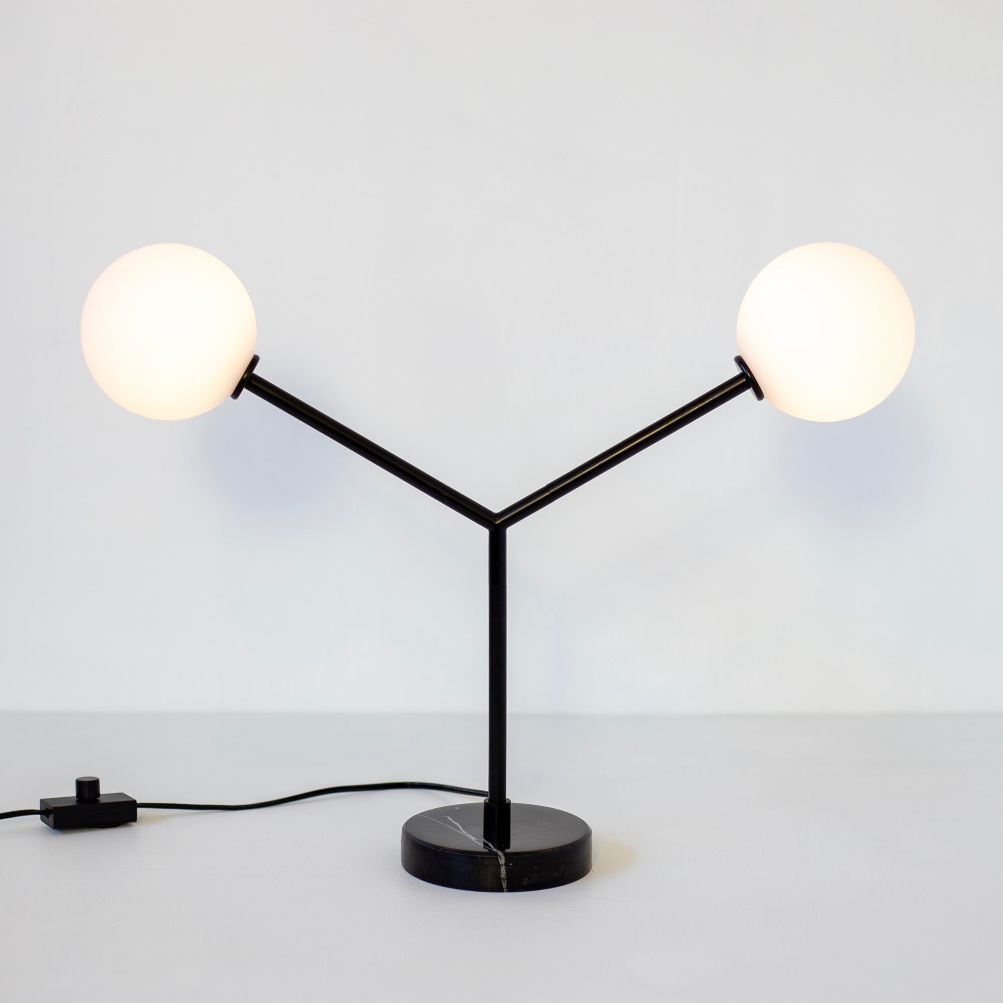 Y Table Lamp - Large, Black