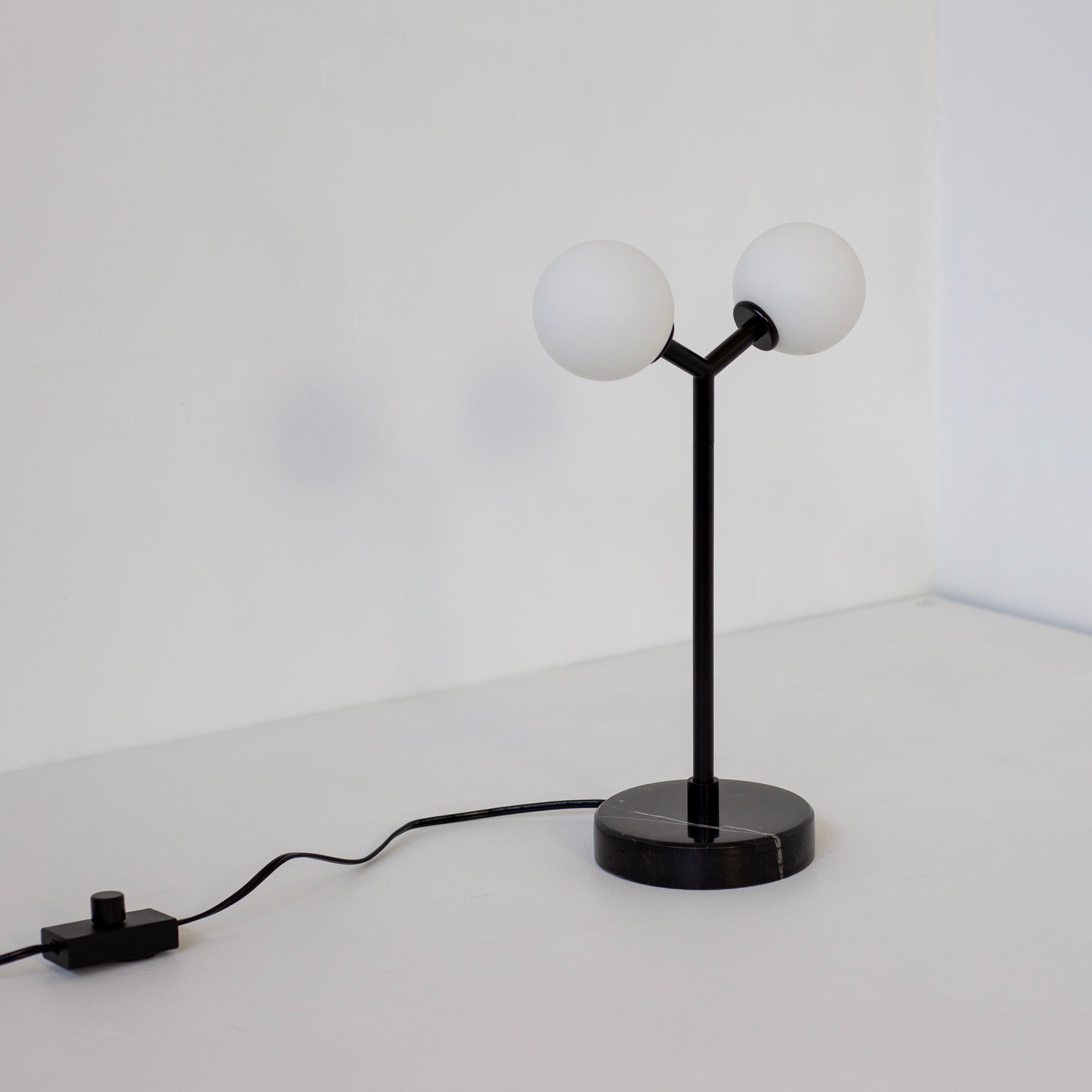 Y Table Lamp - Small, Black