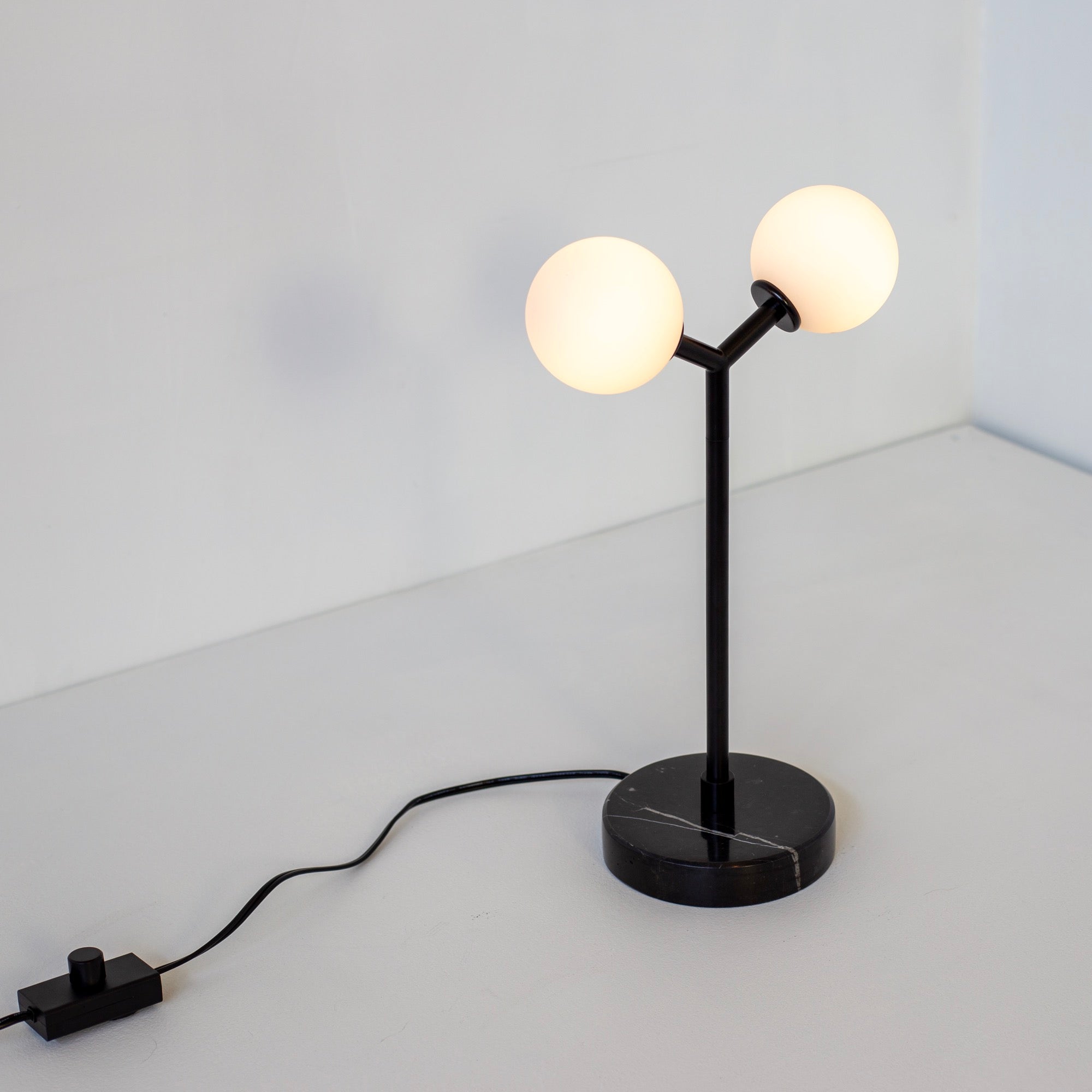 Y Table Lamp - Small, Black