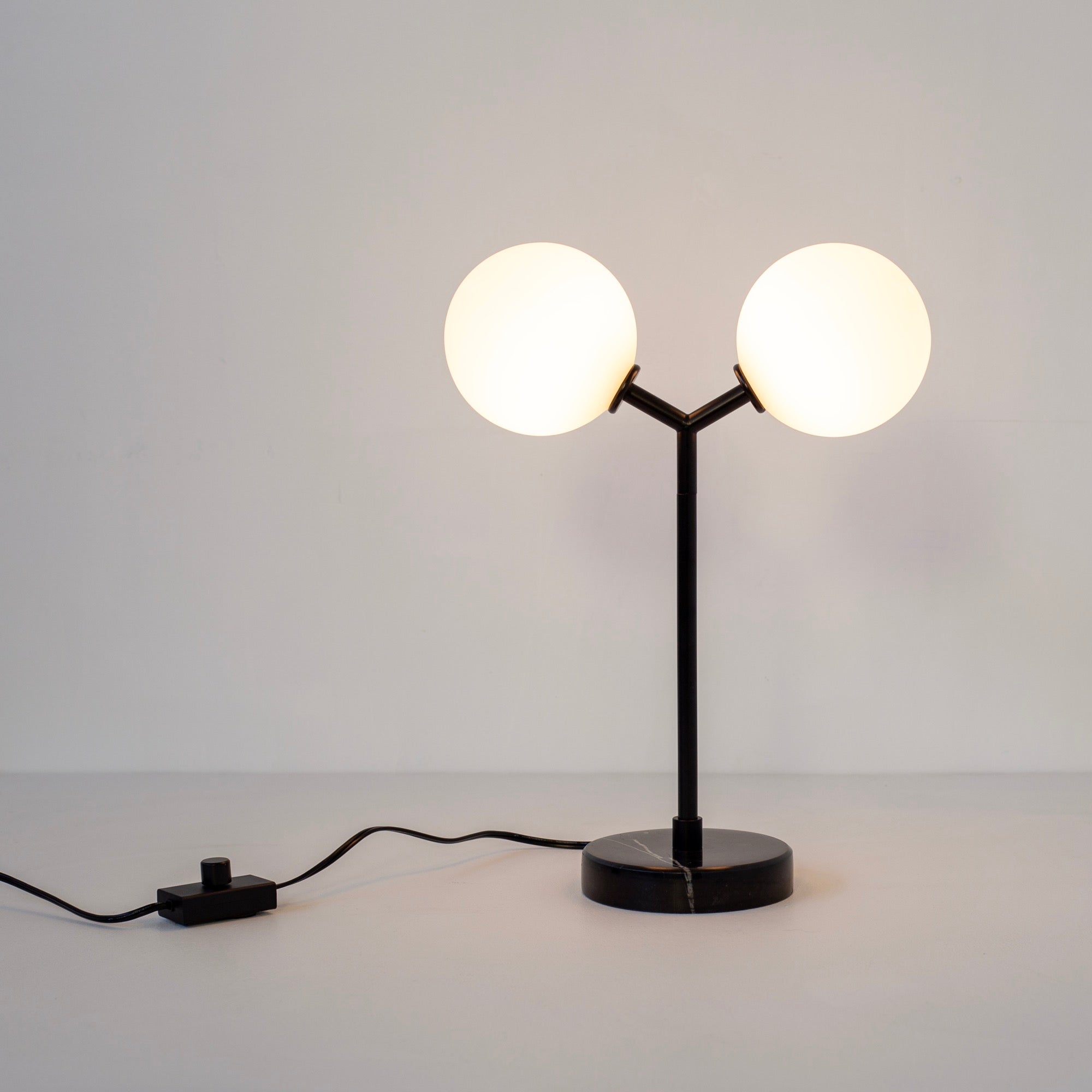 Y Table Lamp - Small, Black