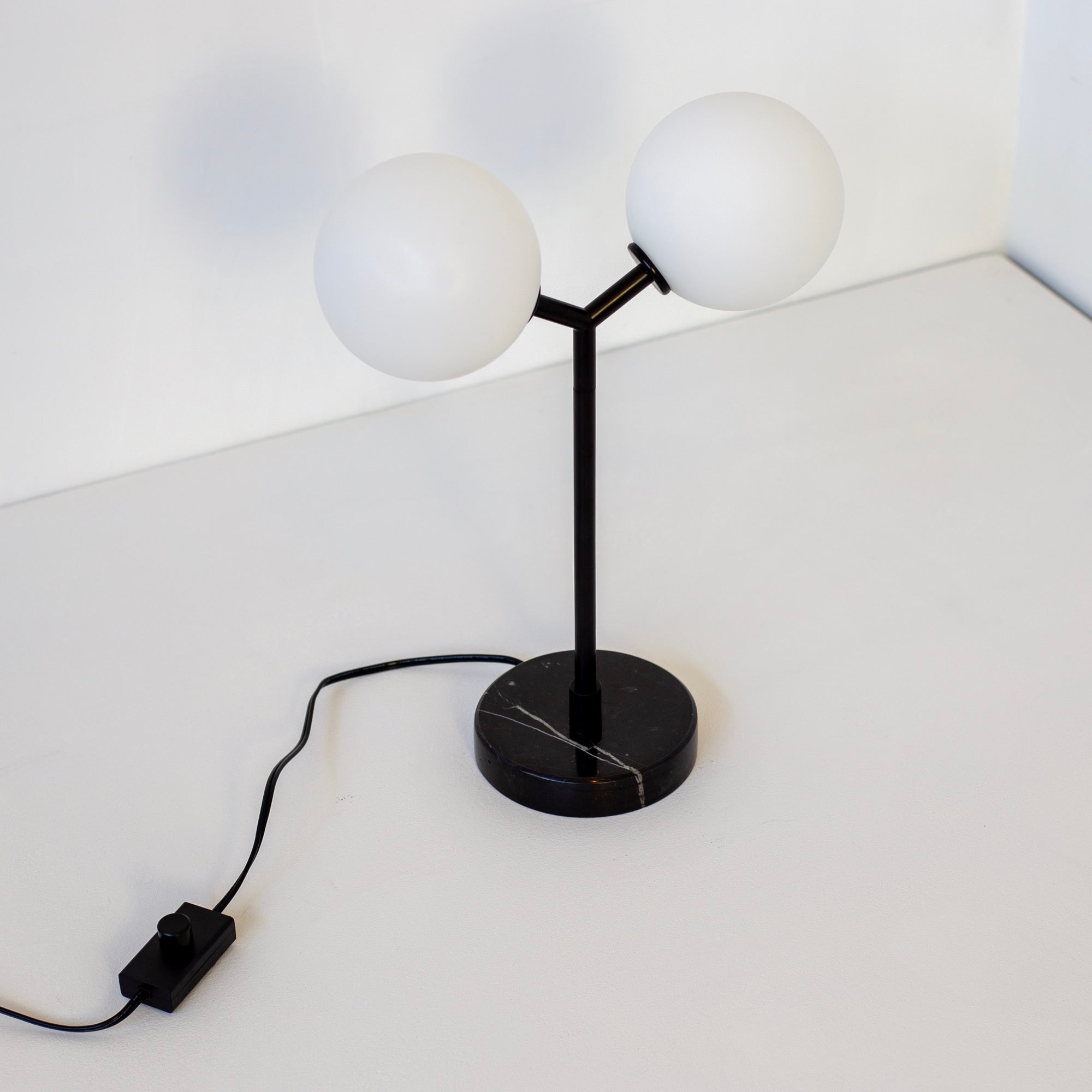 Y Table Lamp - Small, Black